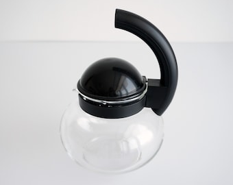 Guzzini Vintage kettle Focus black handle, 25 oz made of heat resistant glass