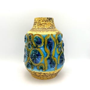 Carstens Tönnieshof - Designers, Heinz Siery and  Gerda Heuckeroth, rare XL Vintage collectors relief vase  1960s / 1970s West Germany. WGP.