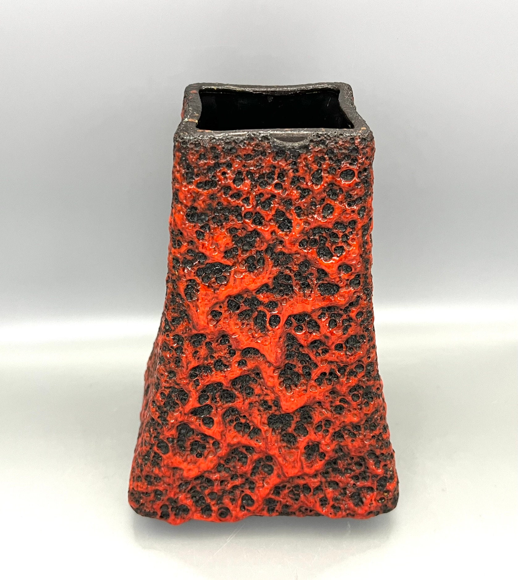 Fohr XL Fat Lava Vase – Red & Black West Germany Ceramic - Etsy