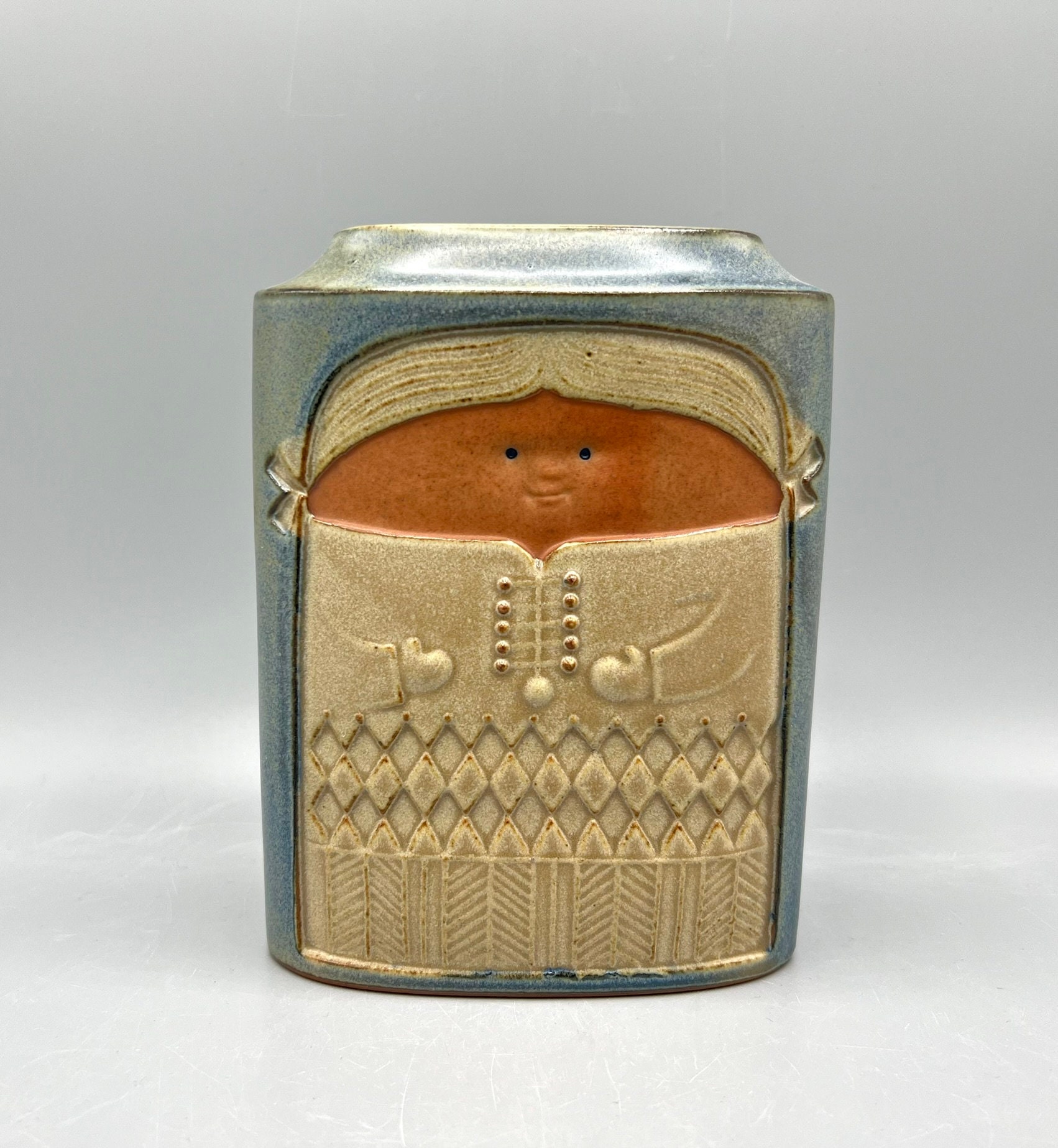 Hans Schirmer Achatit Werkstätten,  lovely very rare vase , Boy and Girl from the  1960s . - West Germany