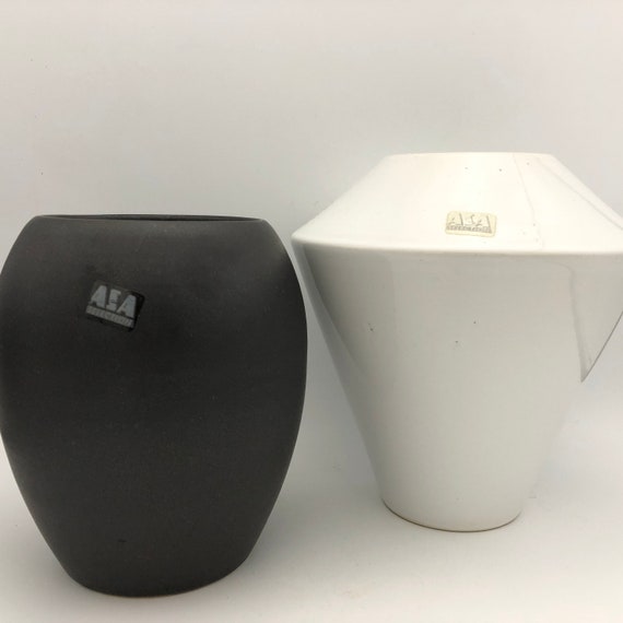 ASA セレクションの高品質陶器、マットブラックのヴィンテージ花瓶
