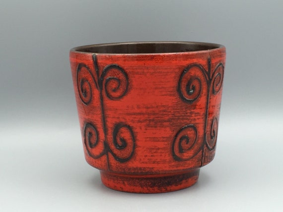 Ilkra Keramik  red black white  vintage  Mid Century Modern  Ilkra Keramik  red black white  vintage  Mid Century Modern