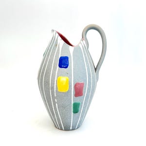 Gebrüder Conradt Keramik, beautiful Mid Century Modern, rare  ceramic grey white, colors West Germany relief small vase 1950s - 1960s . WGP.
