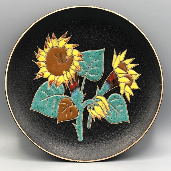 Ruscha 717 / 1.5 wallplate / Wall plate , ( wandteller ) ,,Sunflowers"  (a la Van Gogh ) from the  1960s /1970s  West Germany.