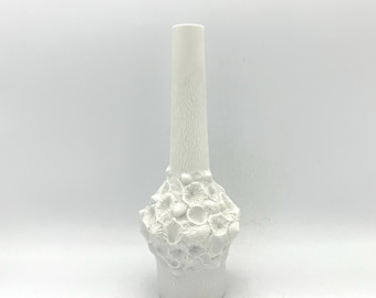Jarrón de porcelana AK Kaiser de estilo moderno de mediados de siglo, decoración de concha fósil
