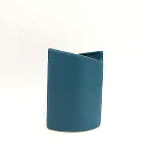 ASA Selection ,  quality ceramic  , cute small Vintage vase made in the 1970s /1980s  West Germany. WGP.
