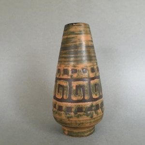 Dümler and Breiden 135 - 20 Keramik stylish form,  earth tones on a mat dark brown base,  stylish decor , 1960s WGP vase,   West Germany.