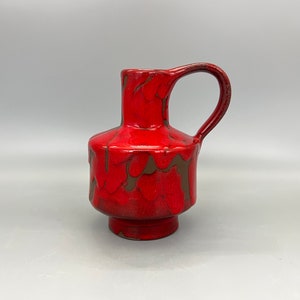 Hartwig Heyne / Hoy Töpferei Studio Keramik  red  vase 1970s  handmade stylish WGP.- West Germany Pottery  vase from the 1970s.