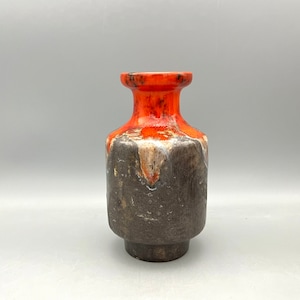 Dutch  Flora Gouda Vase , stylish marmor look glaze with orange dripglaze vase, Fat Lava Era from the 1960s / 1970s.