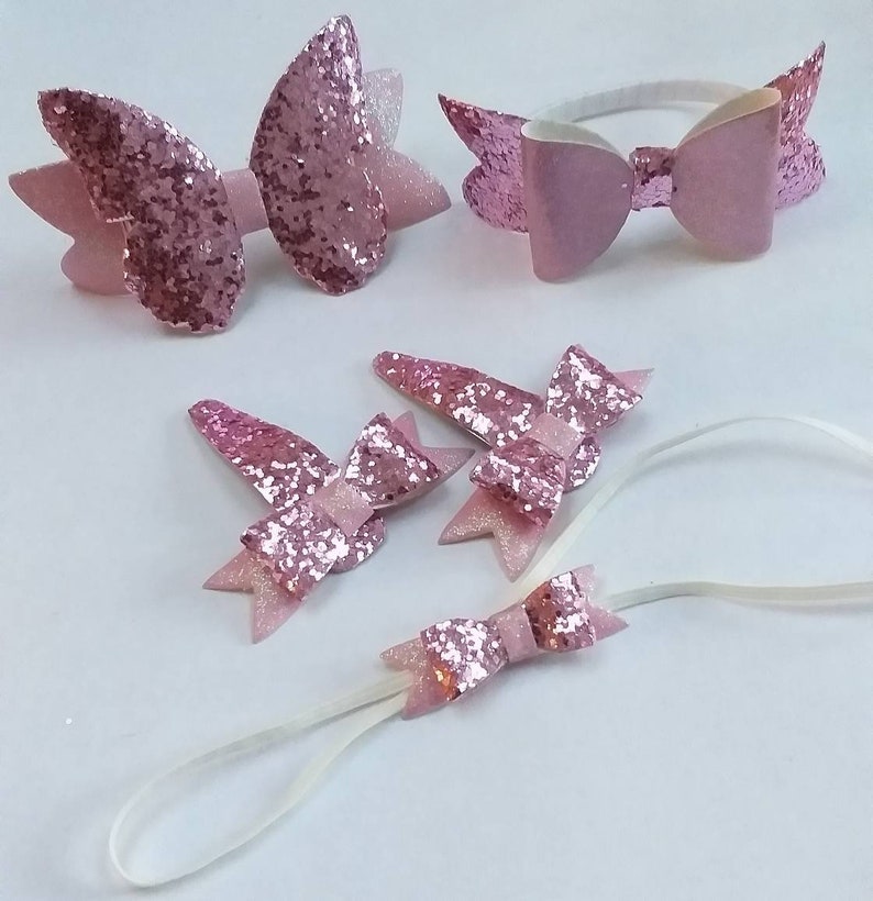 Glitter hairpins, clips, elastics and headband in bowstyle: in pink colors. image 6