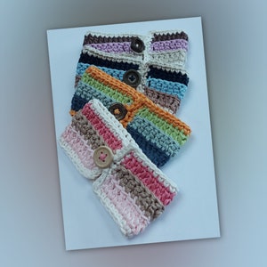 Happy Cup Sleeves, crocheted with beautiful cotton in many colors.