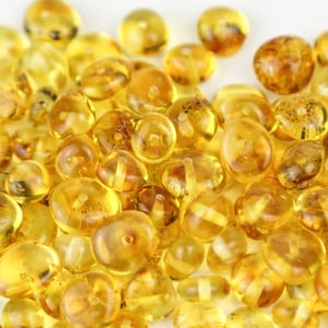 Genuine Natural Lemon Polish Baltic Amber Medium Beads With Holes - 20pcs