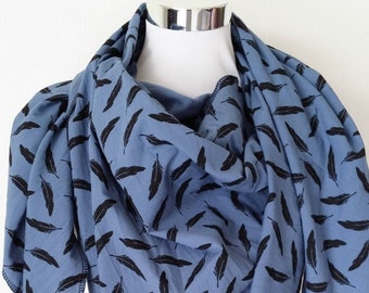 XXL scarf made of cotton in blue with feathers for spring / autumn