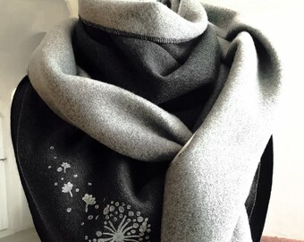 XXL scarf made of winter sweat in gray with silver-colored dandelions