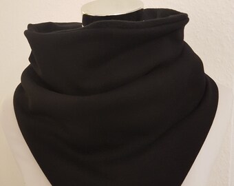 Slip scarf made of fleece and winter sweat in black plain
