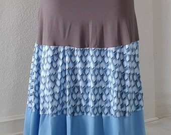 Jupe longue en jersey de viscose en bleu et gris