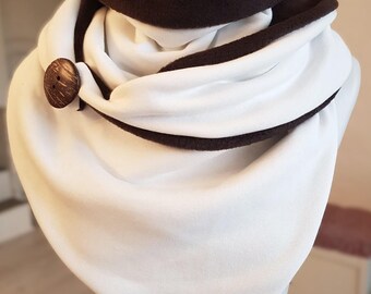 Wrap scarf made of fleece and sweatshirt fabric in white and brown