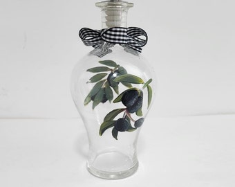Hand Painted Olive Oil Bottle w Stainless easy pour Spout, Clear w' Black Olives and Green Leaves, 9" Tall, Capacity 20 OZ