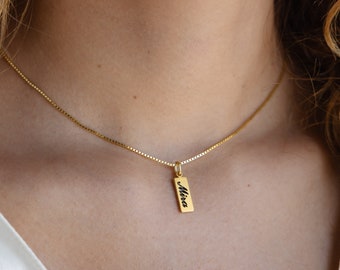 Dainty Name Tag Necklace with Box Chain • Initial Tag Necklace • Mother Gift • Grandma Gift