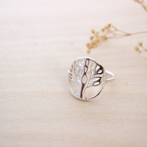 Engraved Tree Ring - Tree Of Life Ring in Sterling Silver - Bridesmaid Gift - Mother's Gift