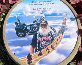 Your loved one&#39;s, picture Stone - honor or remember your friends, family members or pets with their image on a garden stone.