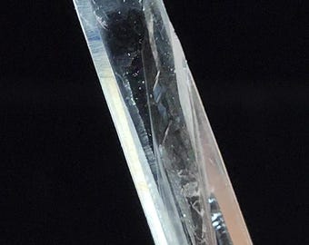 Optical Lemurian Quartz Santander Colombia: 5cm or 2in long, B.N. White Feather- E8