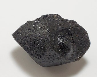 Tektite from Thailand- 47.5 Grams- Thailandite, Indochinite- Amazing Surface Texture, Exposed Convex Bubble- TY18