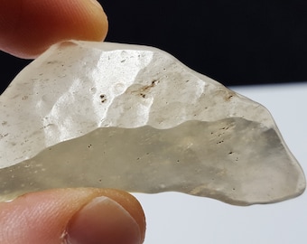 10.9 Grams or 54.5 Carat Libyan Desert Glass Impactite, Tektite- Tool Shape, Possible Artifact- Nice Smooth Piece from Egypt- E4