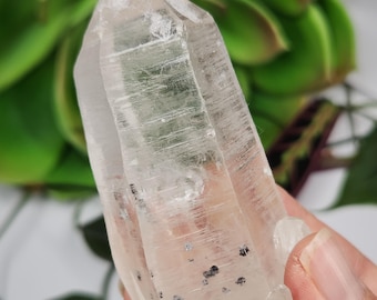 Lemurian Quartz Crystal from Peru- 8.9 cm Long Free Standing Tower- Unique Crackle Inclusion Point, Master Teacher- #4