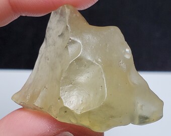 Libyan Desert Glass Impactite, Tektite- 18.8 Grams- Museum Quality Piece from Egypt- Rich Color, Palm Stone, Textured- G19
