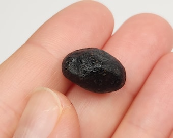 Australite Tektite, South Australia: 2.41 gram Australasian Impact- Core Shape- D36