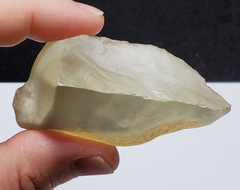 Libyan Desert Glass Impactite, Tektite- 32 Grams- Museum Quality Piece from Egypt- Rich Color, Flat Back, Palm Stone- G22
