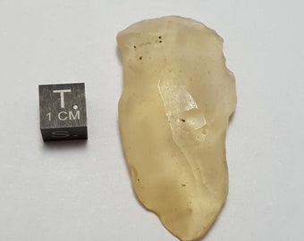 Libyan Desert Glass Impactite, Tektite 11.1 Grams or 55.5 Carat- Excellent Clarity and Color- AAA Grade- Tool Shape, Possible Artifact- D3