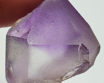 14 グラムの美しい「砂時計」アメジスト クリスタル - タタ州