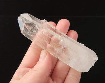 Starbrary Quartz: 3.7in or 9.5cm Long- Corinto, Brazil- Extra Terminated DT, Twin Soul- EL10