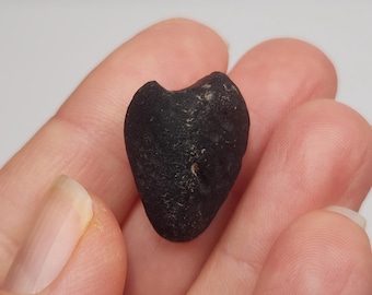 Saffordite 'Cintamani': 6 Grams, Safford Arizona USA- Heart Shape Highly Translucent- GP10