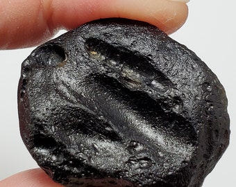Tektite from Thailand- 25.8 Grams- Thailandite, Indochinite- Amazing Surface Texture, Palm Stone- TY19