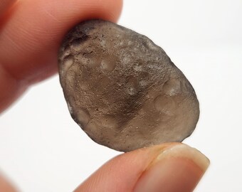 Colombianite Valle Del Cauca, Colombia- 6.7 gram- Top Quality- Highly Translucent light Banding Wisps- H22