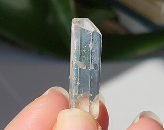 Beryl var. Aquamarine 3.2cm or 1.3in from Shigar Valley, Skardu, Pakistan- Facet Grade Terminated  Tabular Manifestation Crystal- AQ4