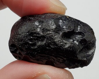 Tektite from Thailand- 13.4 Grams- Thailandite, Indochinite- Intricate Surface Texture, Great Hand Feel, Oblong- TZ16