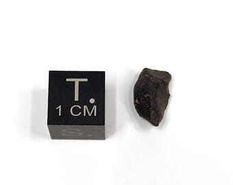 Australite Tektite, South Australia: 0.41 gram Australasian Impact- Core Shrapnel, Part Translucent- D31