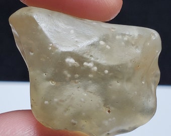 Libyan Desert Glass Impactite, Tektite- 25.1 Grams- Museum Quality Piece from Egypt- Rich Color, Full of Cristobalite Sphere Inclusions- G5