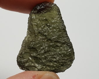 7.1 Grams or 35.5 Carats Moldavite- Czech Republic Maly Chlum- High Quality Tektite- Excellent Color and Texture- Synergy Stone- LMC 42
