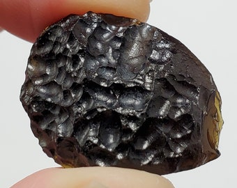 Tektite from Thailand- 5.8 Grams- Thailandite, Indochinite- Mostly Translucent, Flat, Great Pendant Stone- TZ24