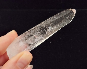 Starbrary Quartz: 3in or 7.8cm Long- Corinto, Brazil- Optical Record Keeper Wand, 'Light Code'- EL19