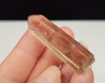 Light Smokey Starbrary Quartz- 1.8in or 4.5cm long- Tomás Gonzaga, Curvelo, Brazil- Free Stands, Small Tower, Water Clear, 'Stardust'- B12