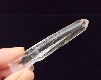 Starbrary Quartz: 2.9in or 7.3cm Long- Corinto, Brazil- Optical 'Light Code' Record Keepers- EL21