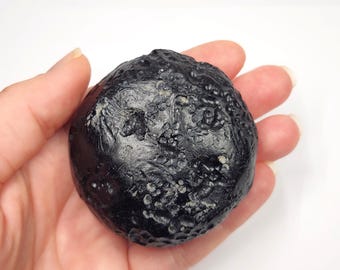 Tektite from Thailand: 164.9 Grams- AAA Quality Museum Grade, Glossy Luster- TU10