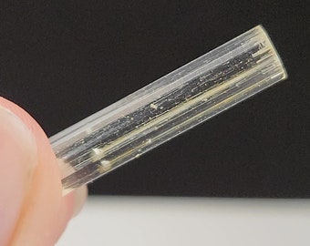 Beryl var. Aquamarine from Skardu, Pakistan- 1.5 gram 3 cm Long- Internal Manifestations Negative Crystal Inside Termination, Pale Blue- AR3