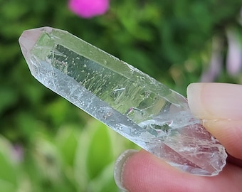 Starbrary Quartz 1.8inch or 4.6cm Long- Zeca De Souza, Brazil- Optical Self Healed Double Terminated, Intaglio Triangular Record Keeper- H13